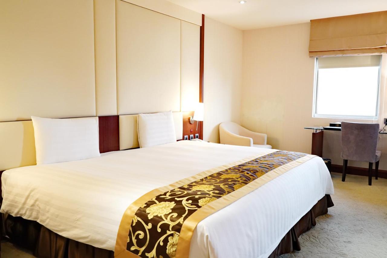 Hu House - Taipei Hotel Bagian luar foto