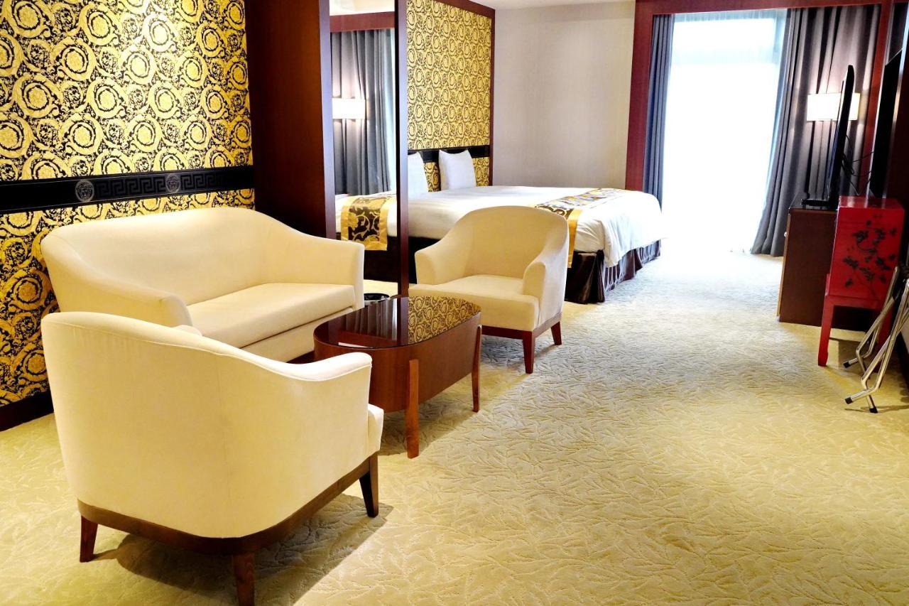 Hu House - Taipei Hotel Bagian luar foto