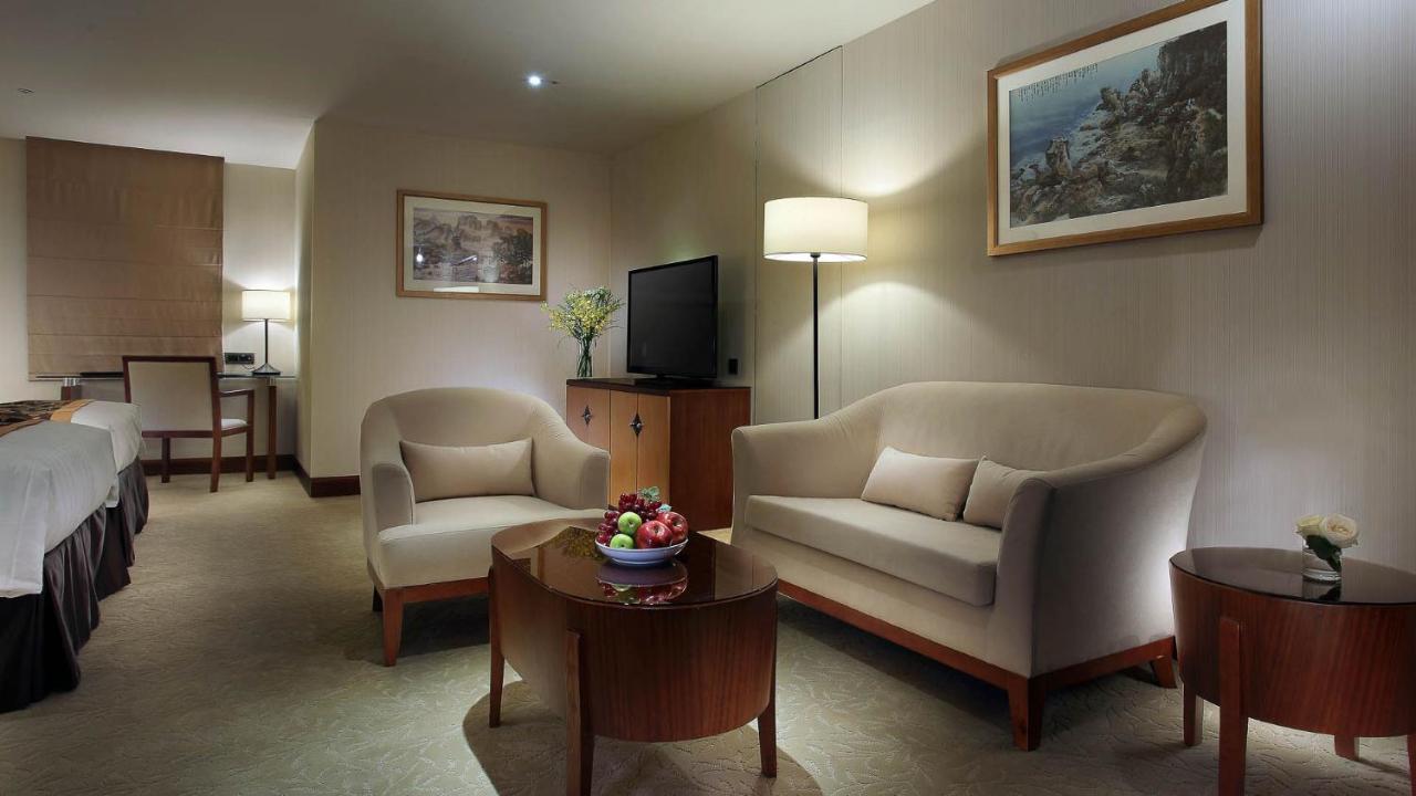 Hu House - Taipei Hotel Bagian luar foto